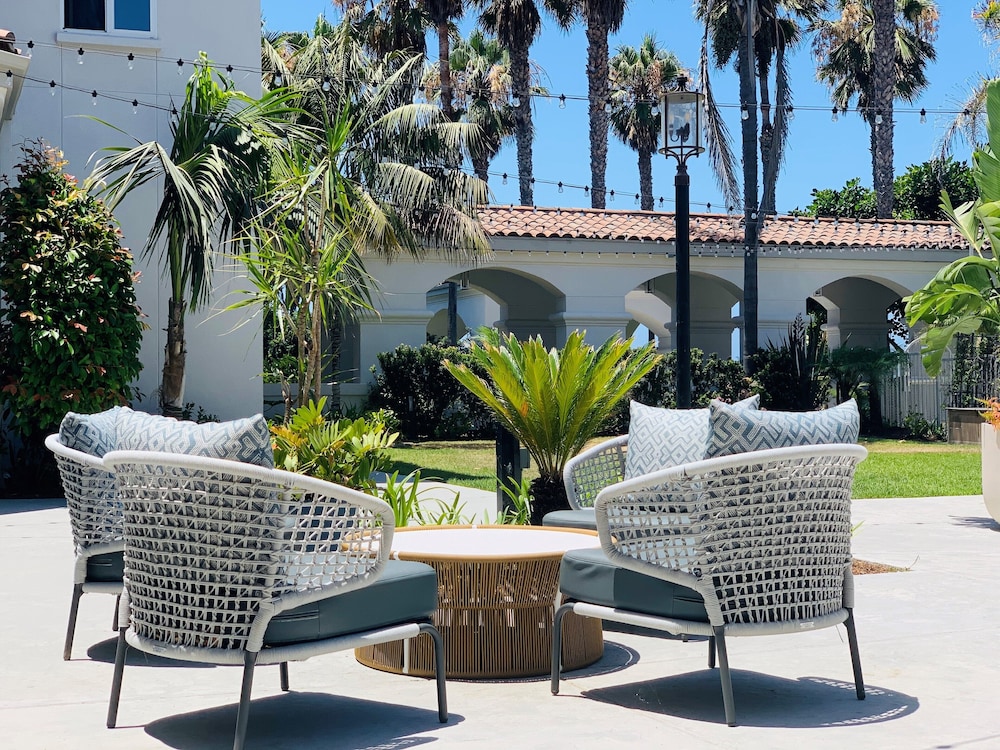 HILTON GARDEN INN CARLSBAD BEACH in CARLSBAD - CA