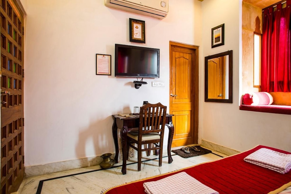 Hotel Jessulkot 12/28