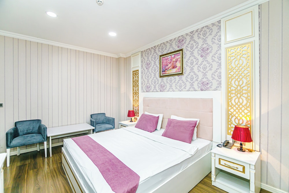 1 BEDROOM, DELUXE, SINGLE, DOUBLE BED