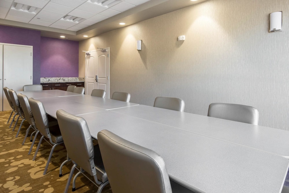 Comfort Inn & Suites Lovington, NM 33/39