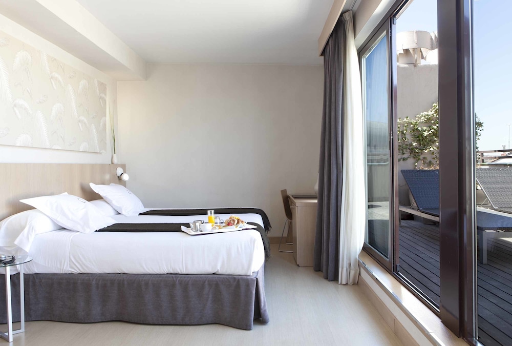 Hotel Opera 14/56