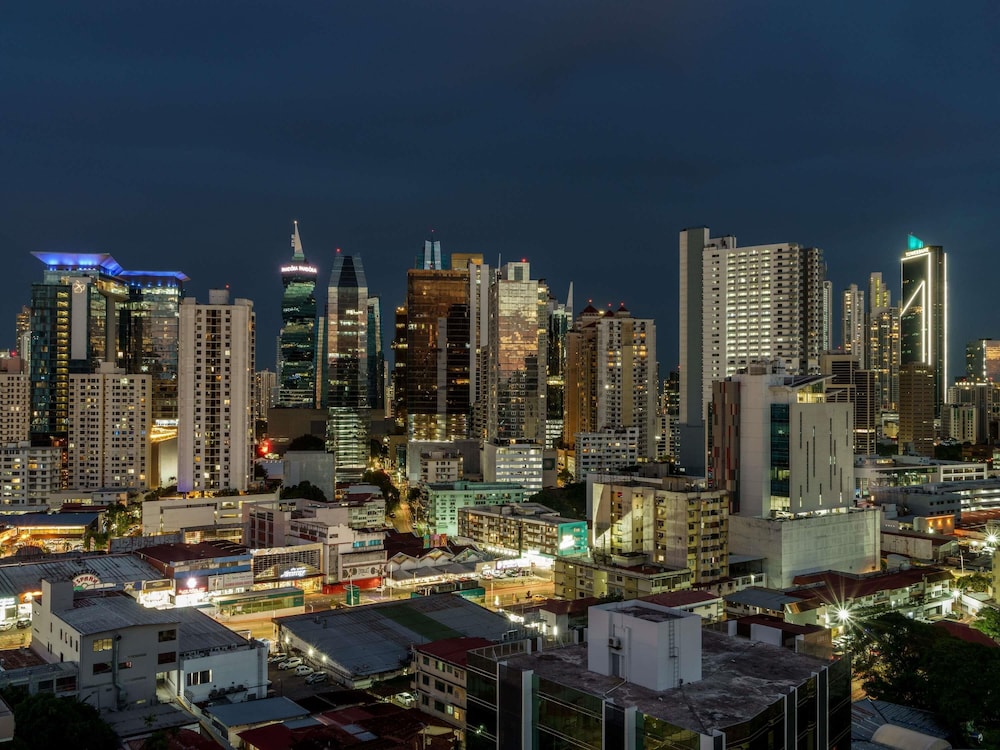 Novotel Panama City 66/71
