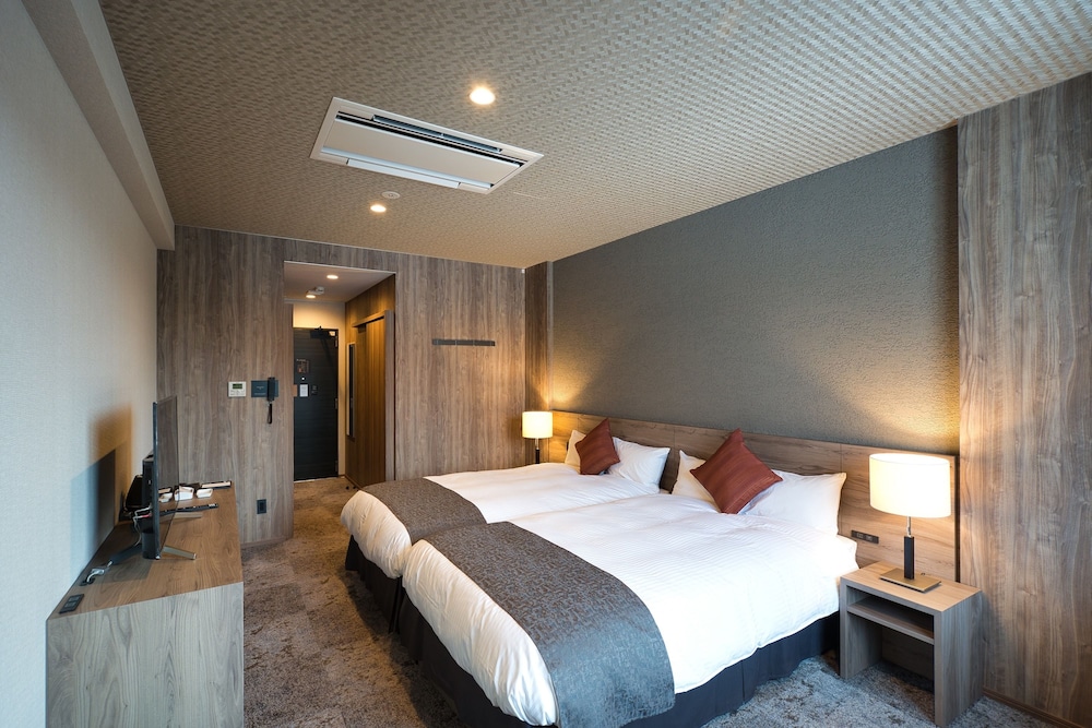 HOLLYWOOD, STANDARD, TWIN BEDS