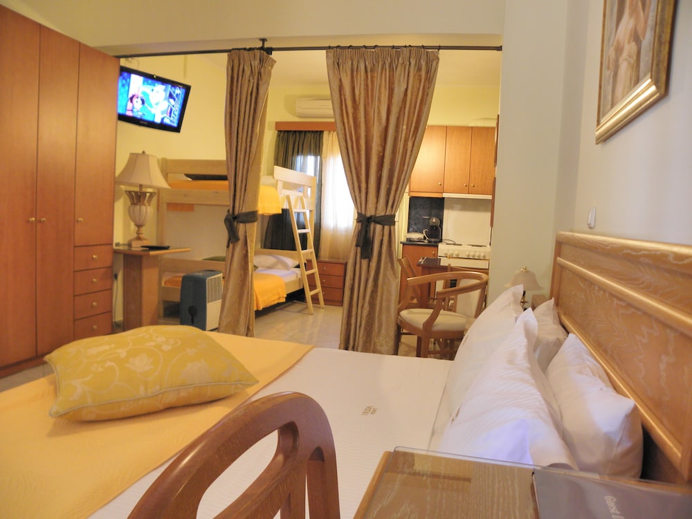 Irida Resort Suites 47/78