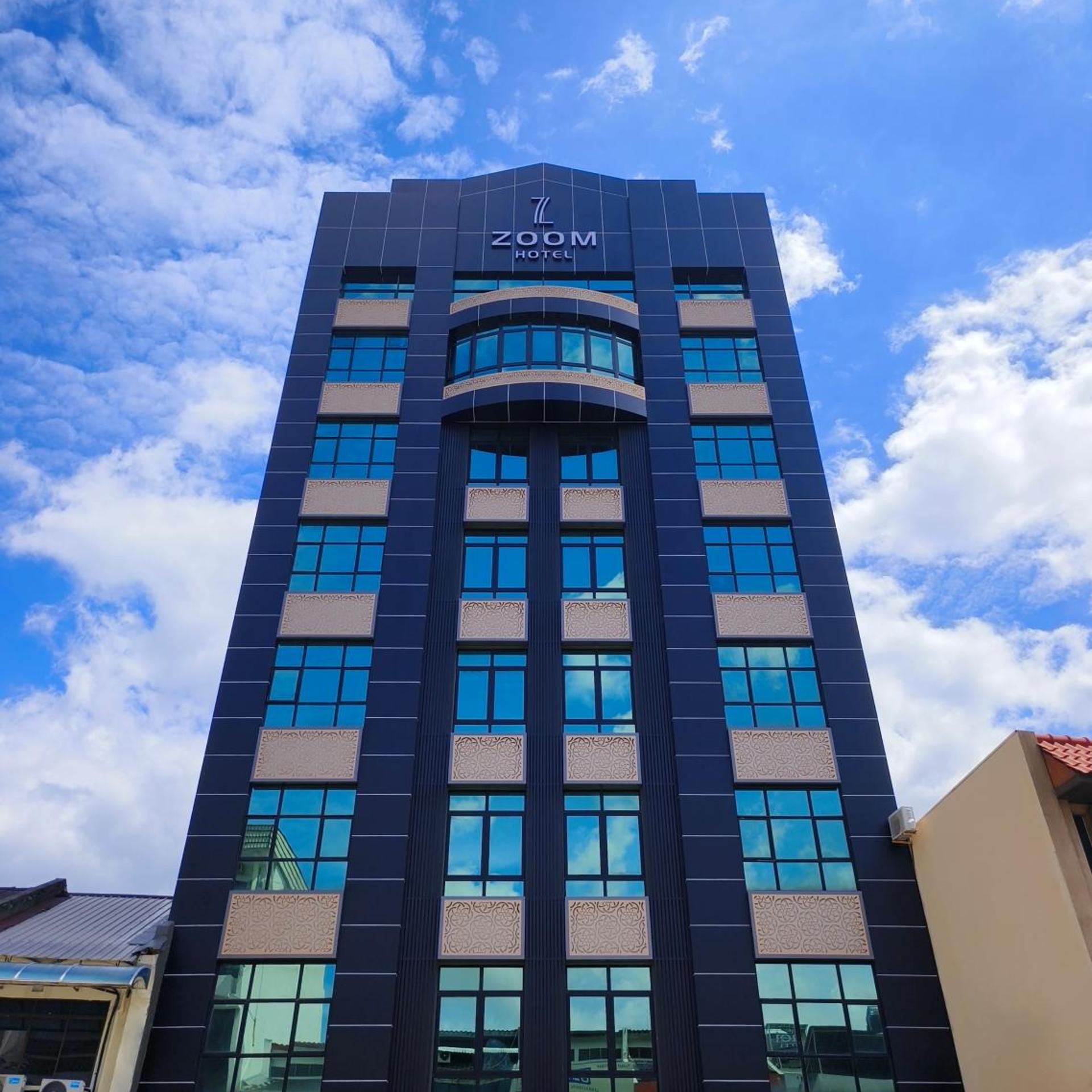 Zoom Hotel 2/37