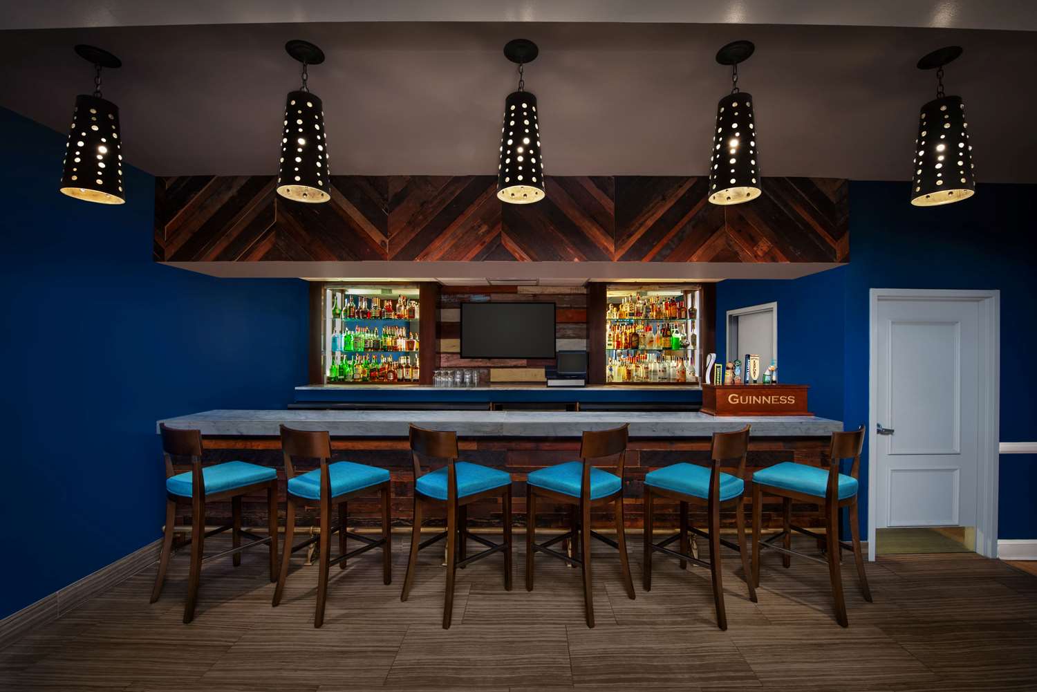 Wyndham Lake Buena Vista Disney Springs Resort Area 29/54