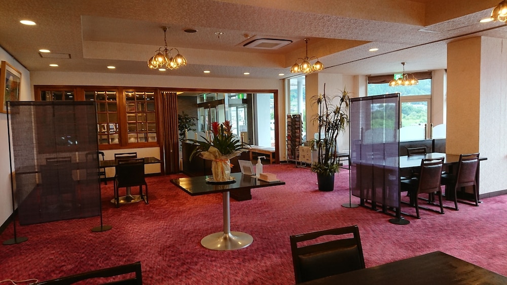 Hotel New Century 29/38