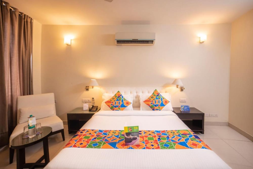 FabHotel Anutham Saket 12/36
