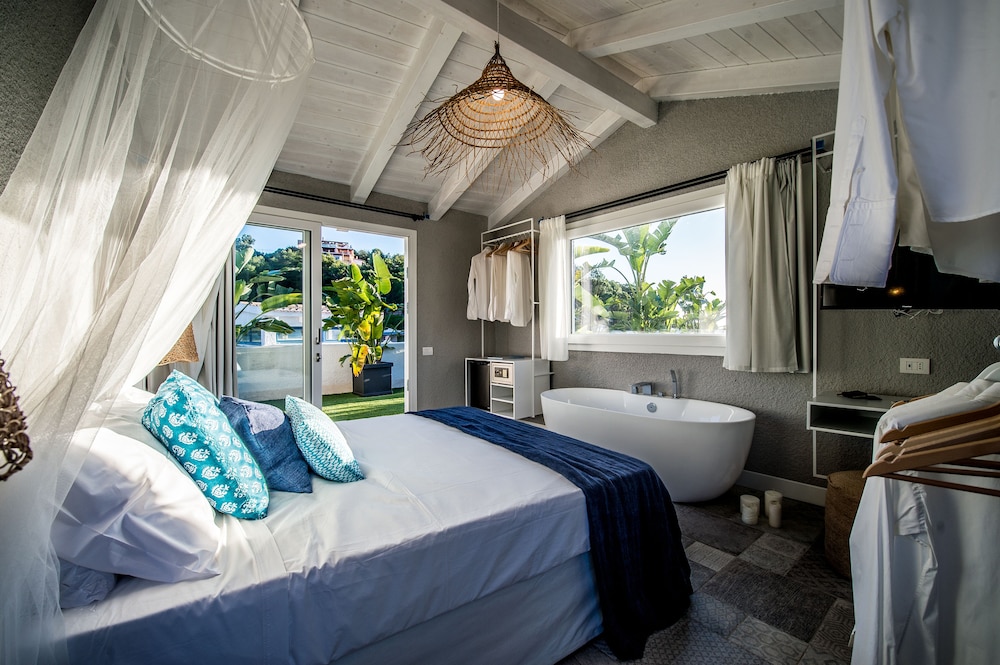 CAPO BLU BOUTIQUE HOTEL 23/62