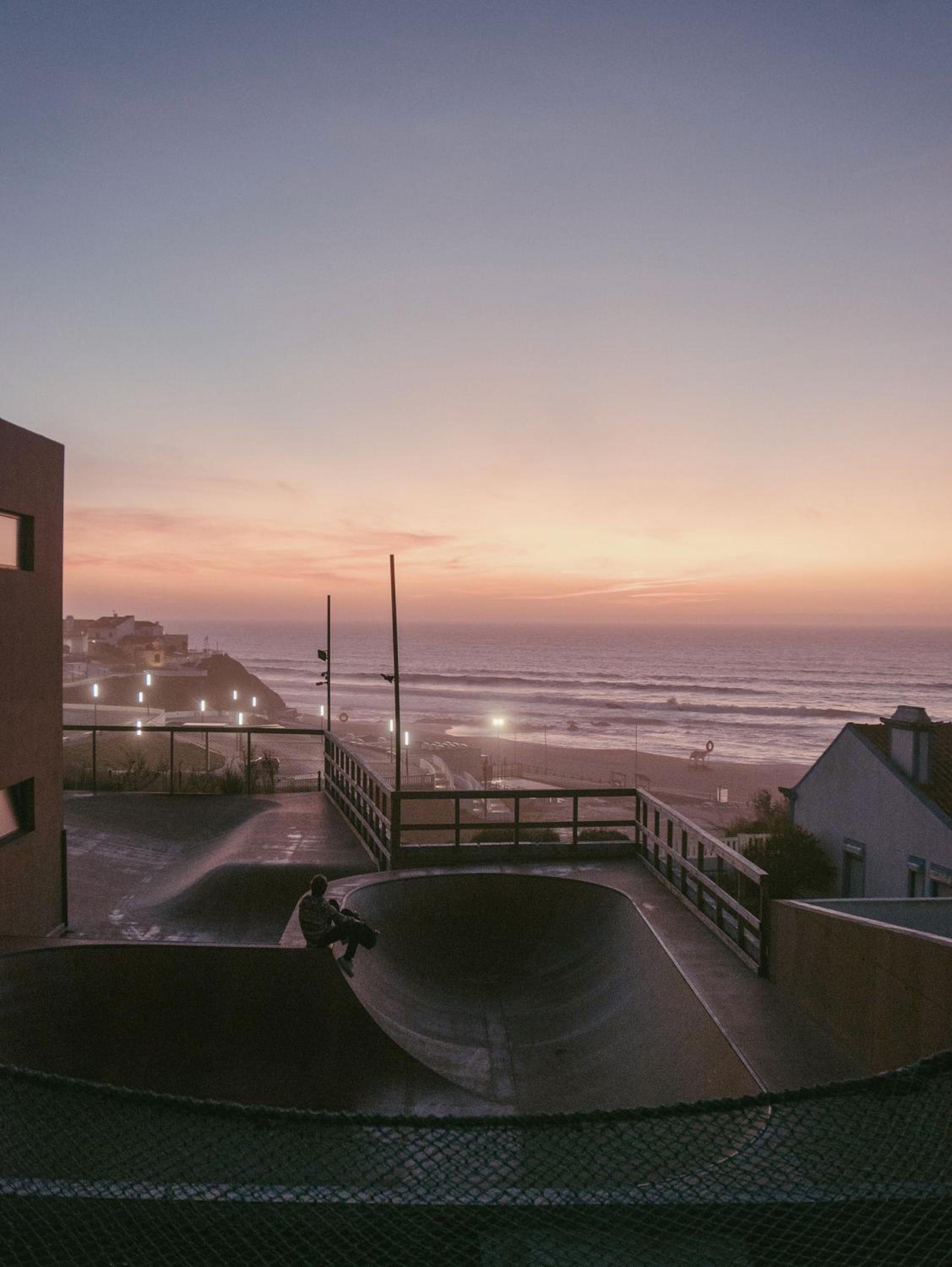 Noah Surf House 40/50
