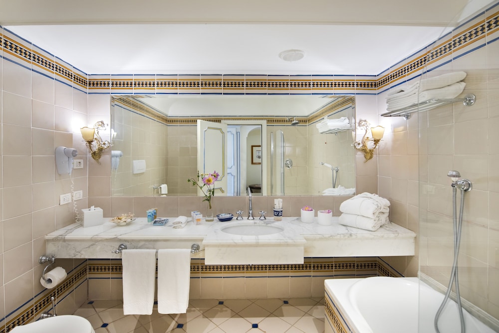 Hotel Punta Regina 37/69