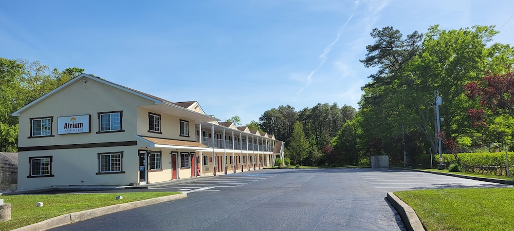Atrium Inn 36/42