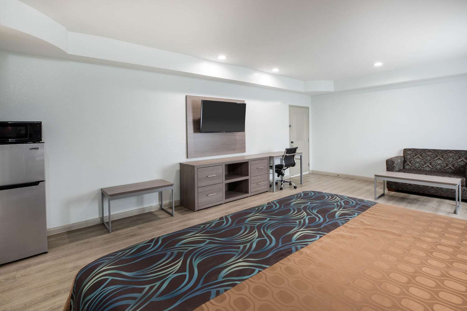 Super 8 By Wyndham Humble Houston 15/21