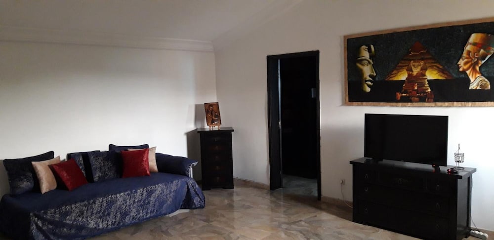 Villa Jaddis 24/50