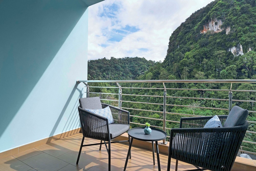 TUI BLUE The Haven Ipoh 64/92
