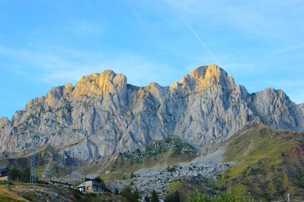 Villa de Sallent 39/43