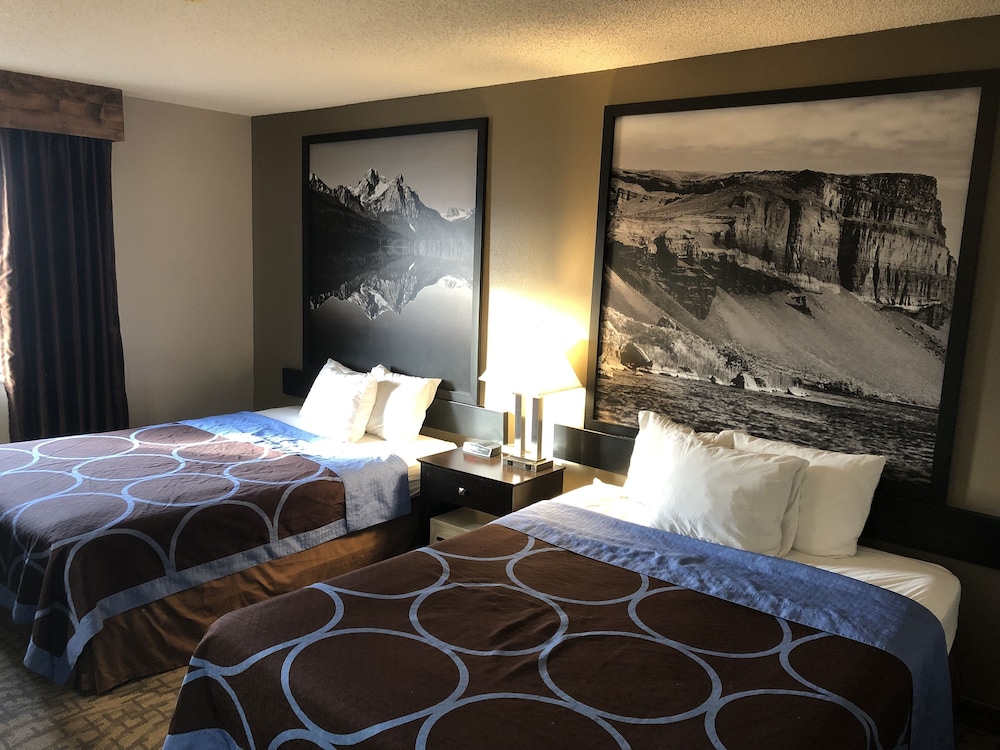 Super 8 By Wyndham Boise 15/29