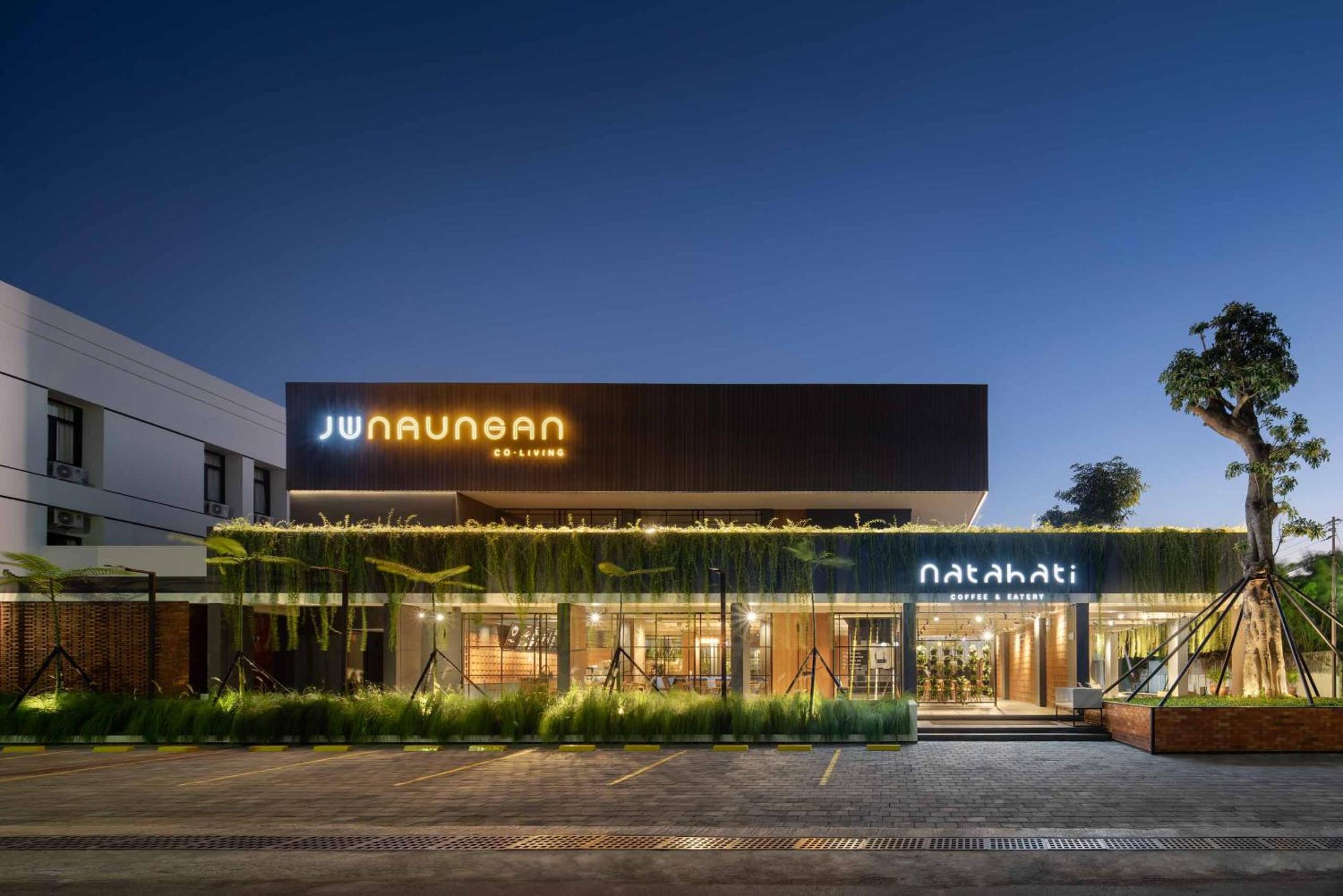 JW Naungan Co-Living Hotel & Villas 2/50