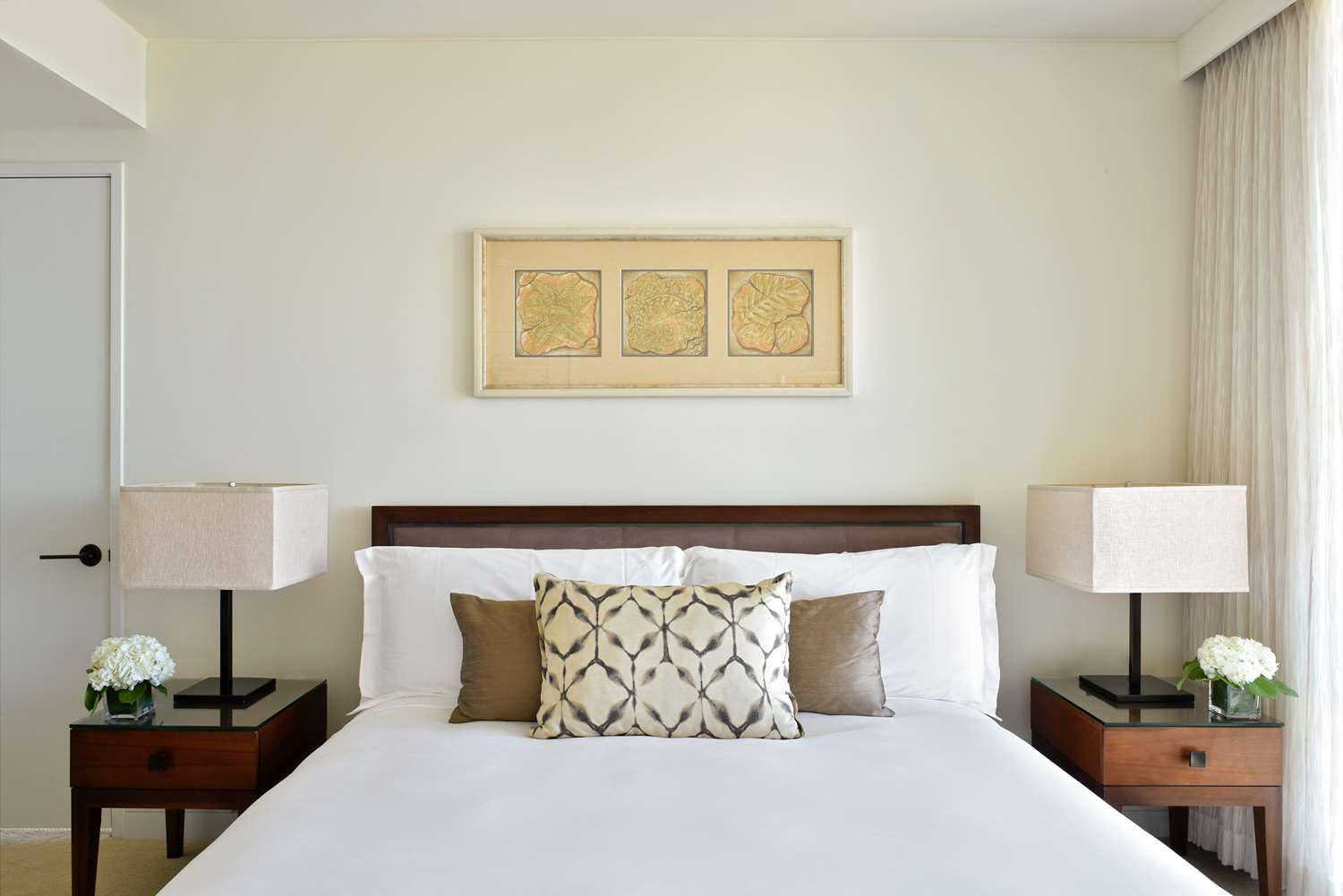1 Bedroom, Deluxe, Suite, Partial Ocean View