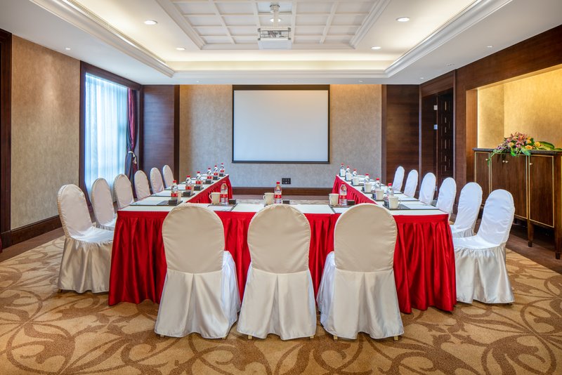 Holiday Inn Guangzhou Airport Zone 60/70