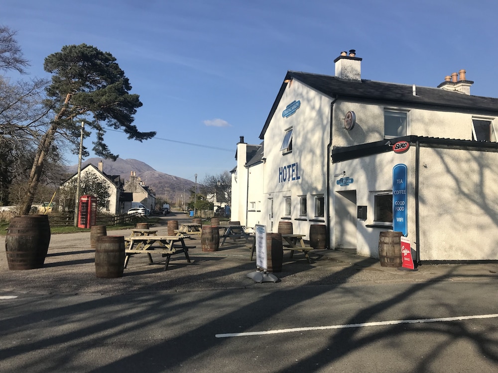 Strathcarron Hotel 26/34