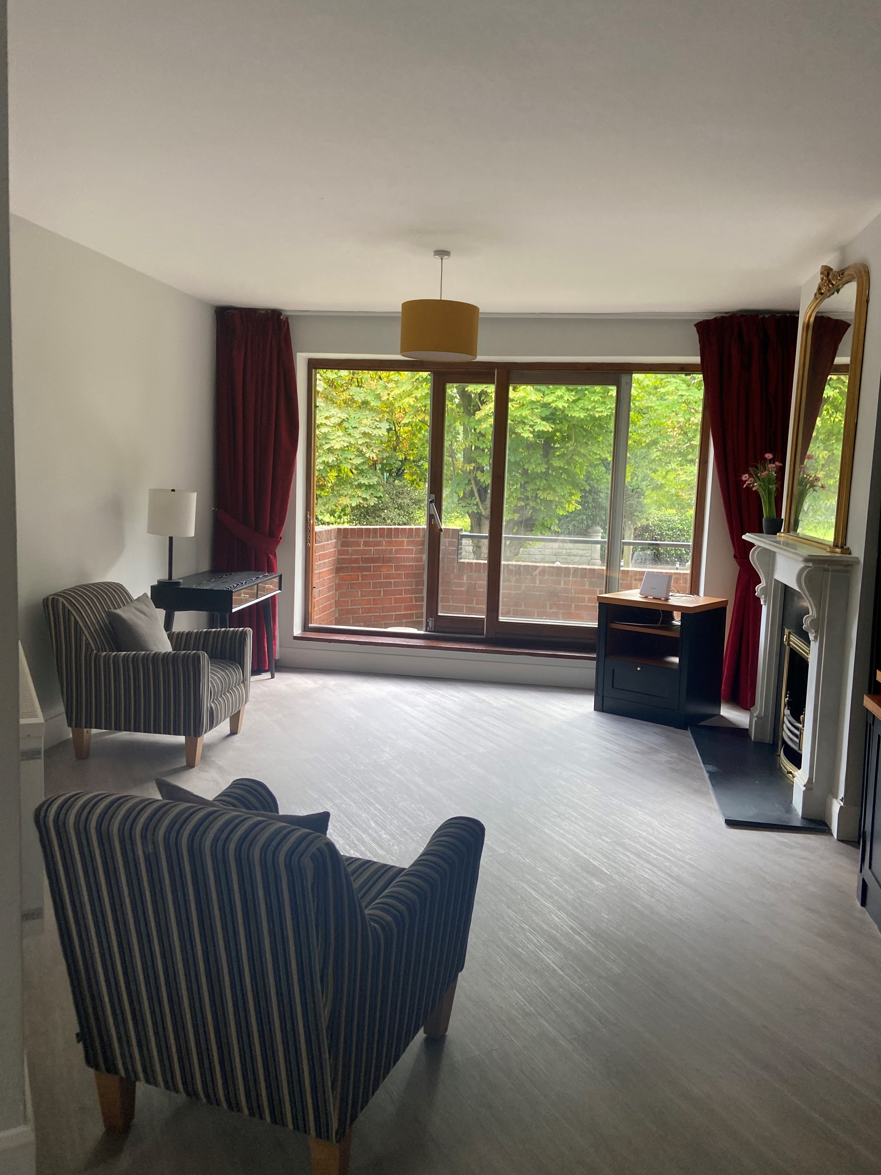 Waterloo Townhouse & Suite 8/16