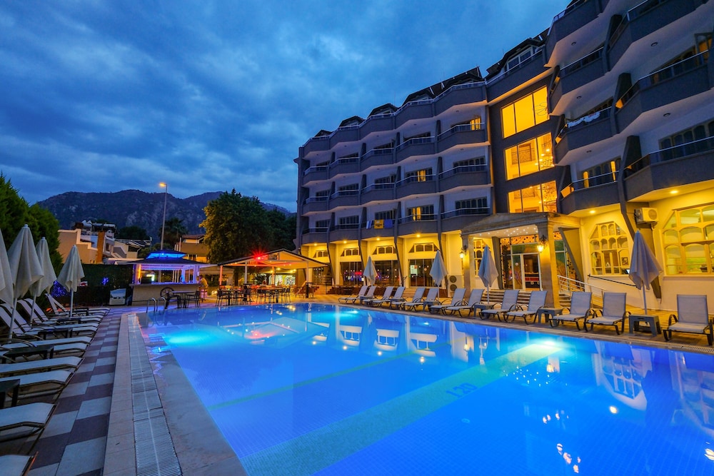 CLUB SELEN HOTEL 8/50