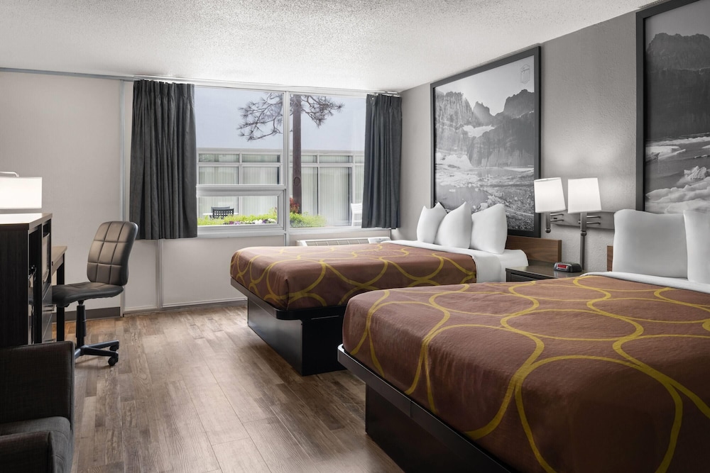 Super 8 by Wyndham Great Falls City Center 9/49