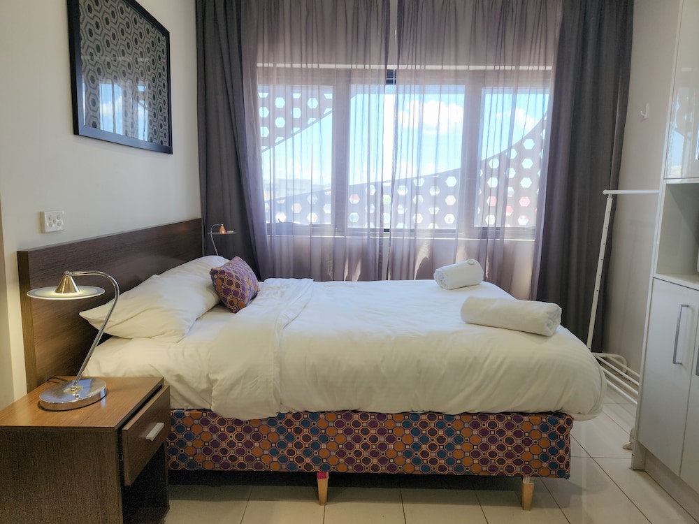 Exodus Dandenong Apartment Hotel 13/50