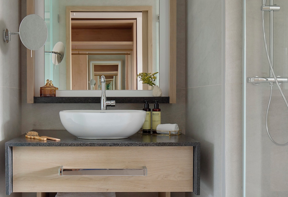 Sagrada Familia, Me, Studio, Suite, Twin Beds, Hot Tub, Terrace, ME Barcelona 5/6
