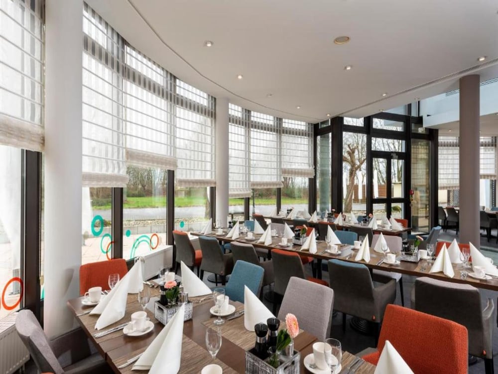 Sunday Hotel Main Taunus Frankfurt/Sulzbach 55/67