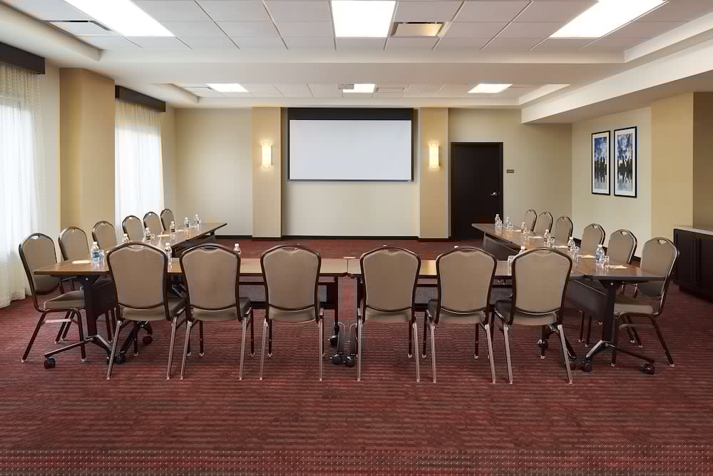 Hyatt Place Chicago Midway Airport 56/66