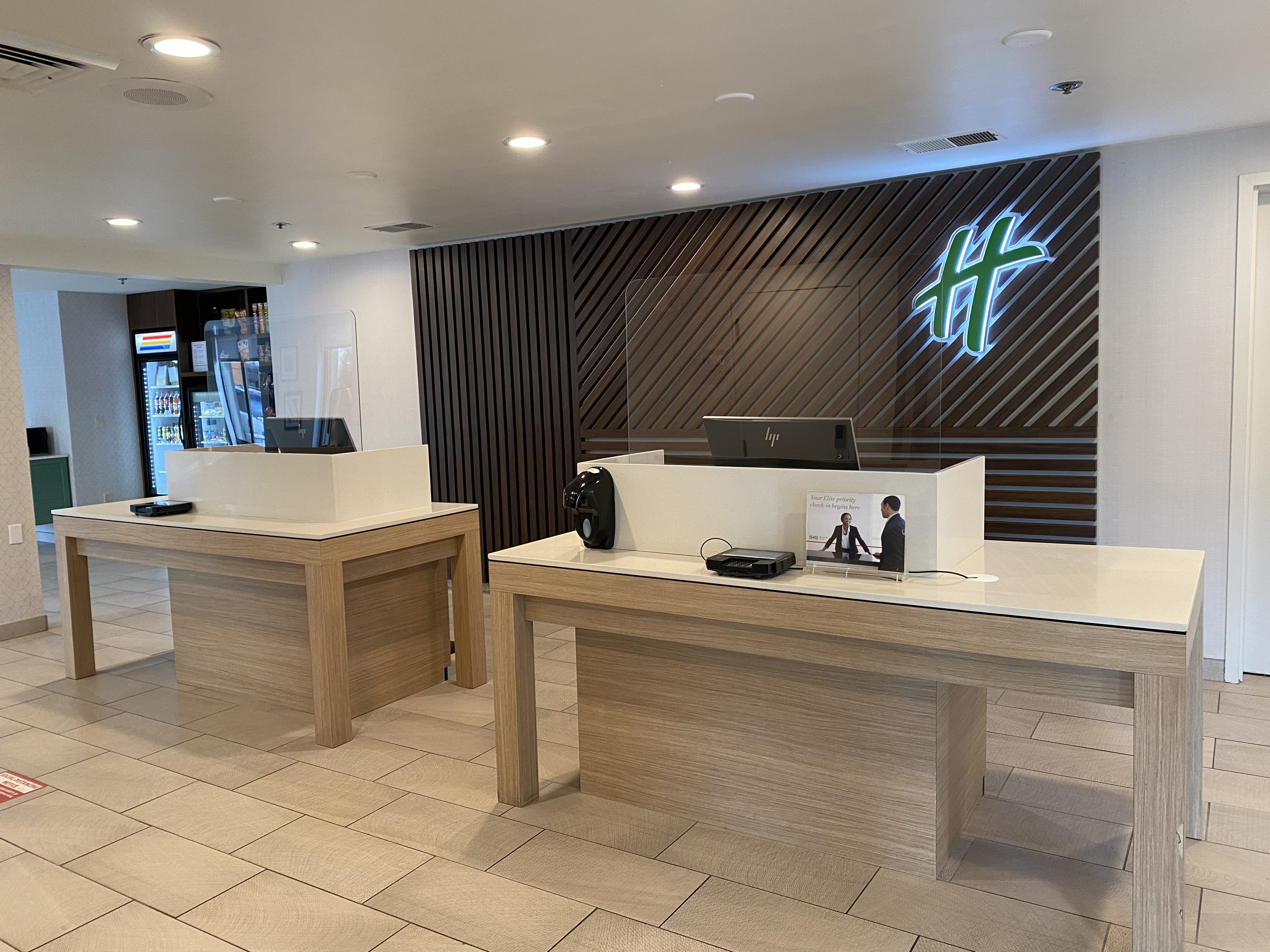Holiday Inn Portland I 5 S Wilsonville 5/44