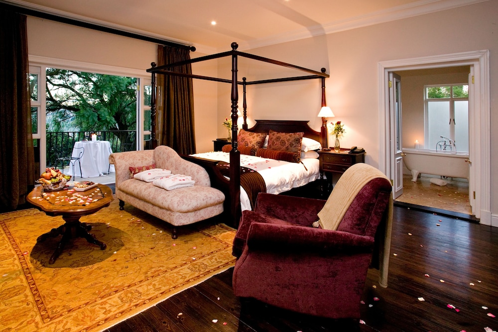 The Devon Valley Hotel 10/50