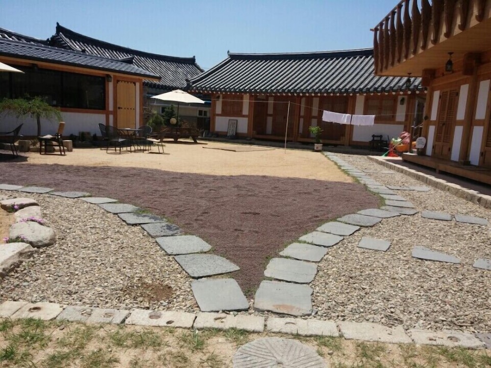 Happy Village Syeobul Guesthouse 12/34