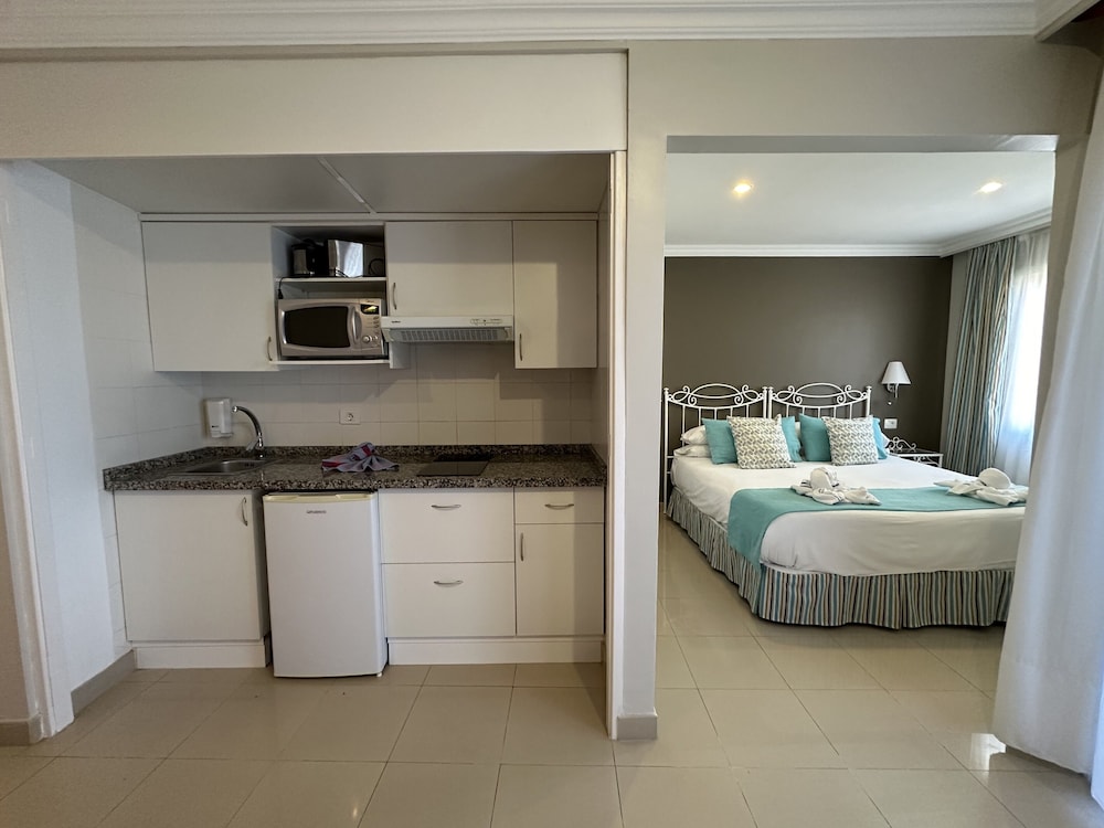 La Quinta Park Suites 18/57