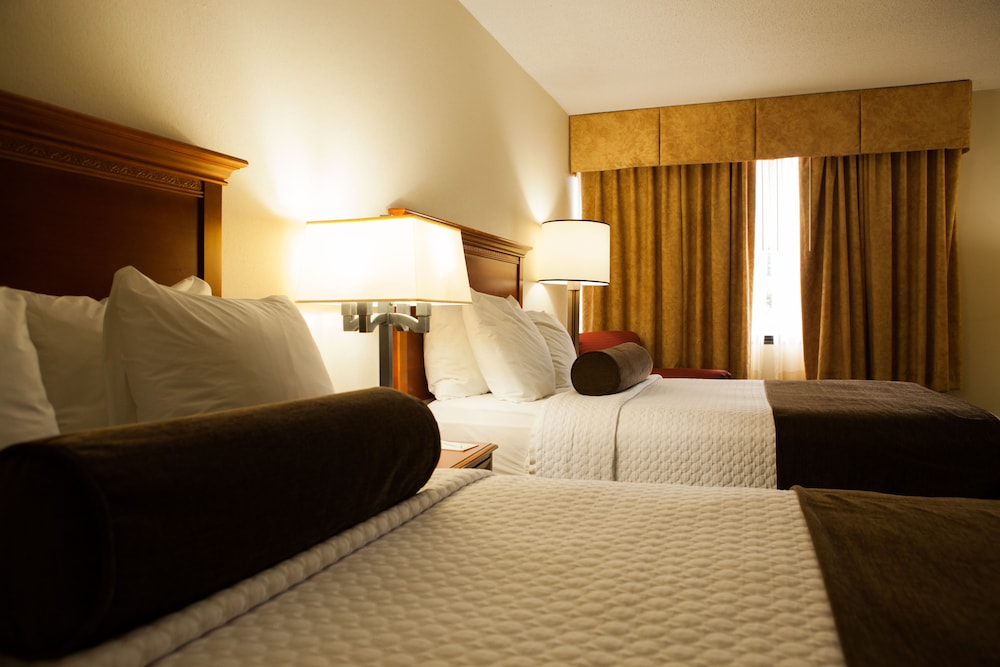 Crowne Plaza Hickory 13/61