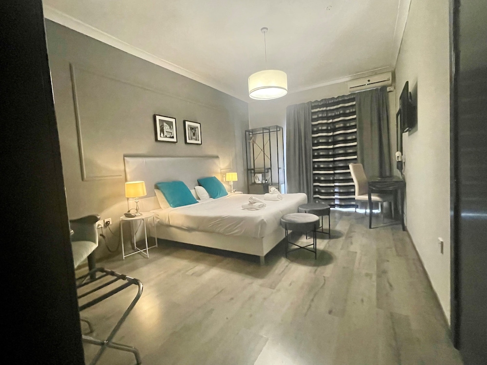 SLIEMA MARINA HOTEL 19/70