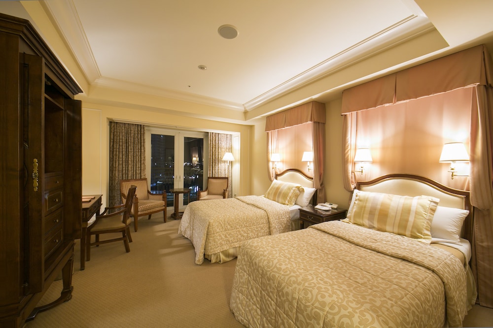 Hotel Grand Tiara Anjo 10/25