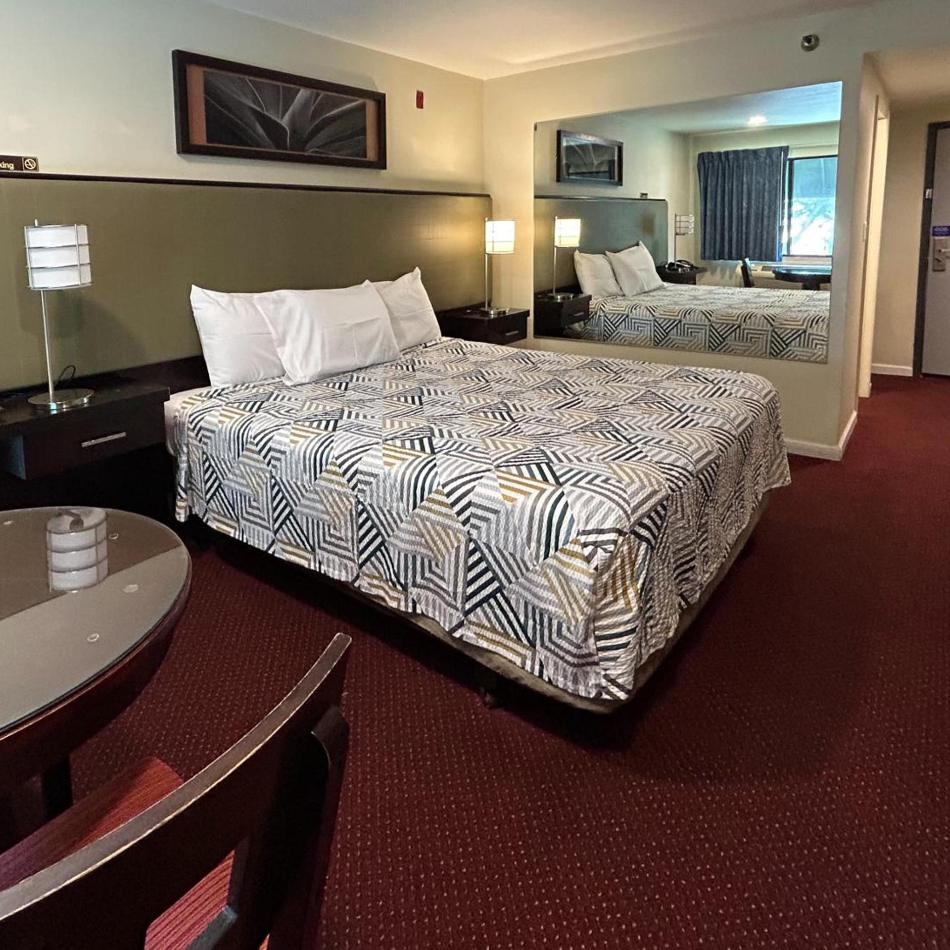 Studio6 Suites Santa Ana, CA 26/35