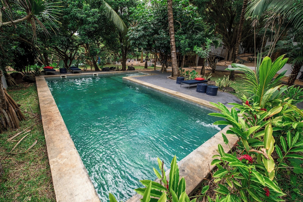 Nativ Lodge & Spa 45/50