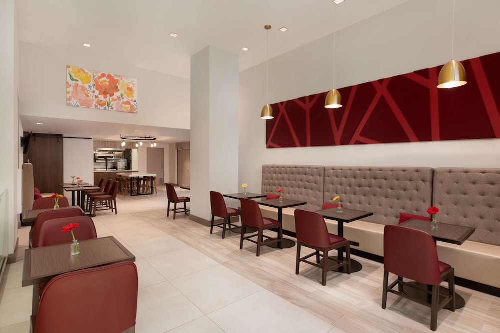 Hilton Garden Inn Long Island City New York 51/62