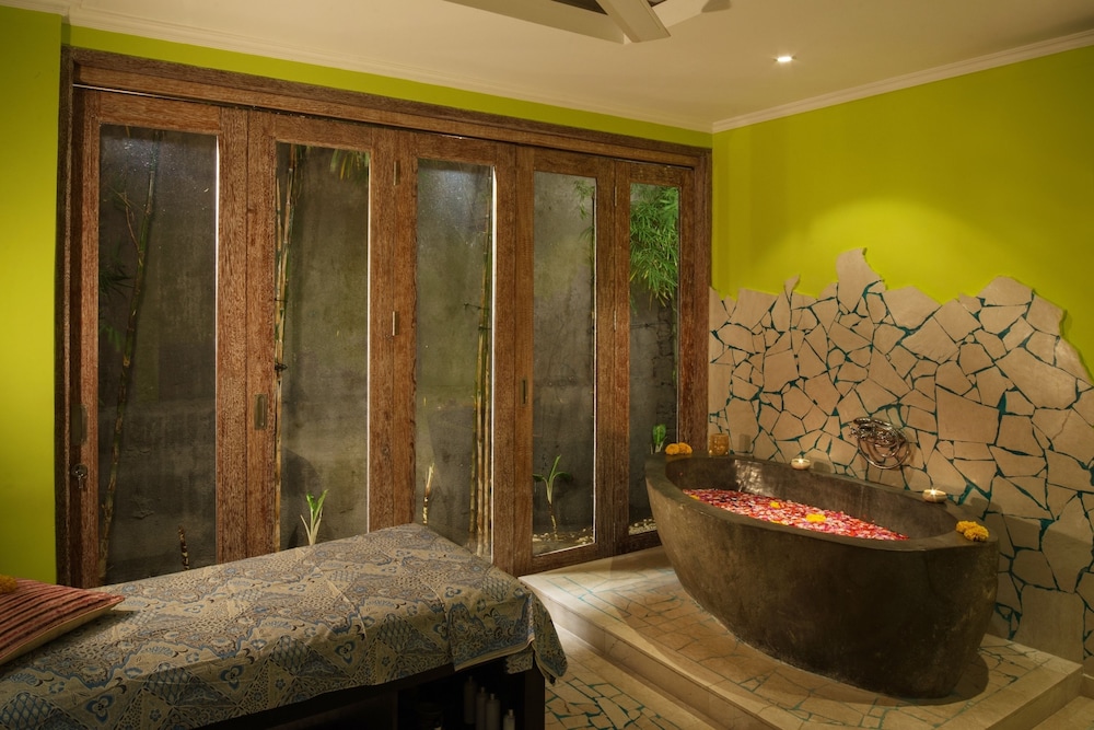 Ok Divers Resort & Spa 52/76