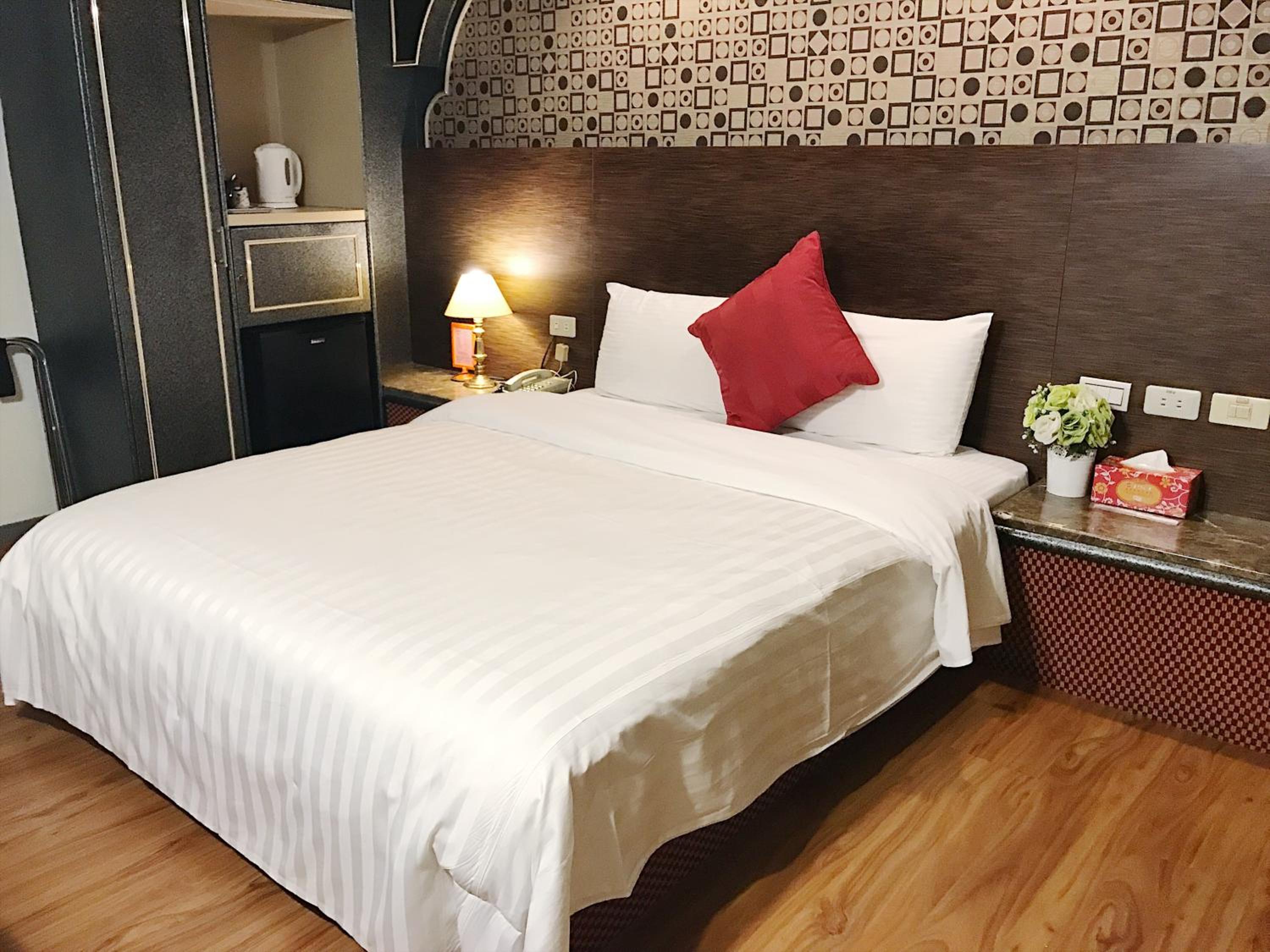 Room, Double Bed