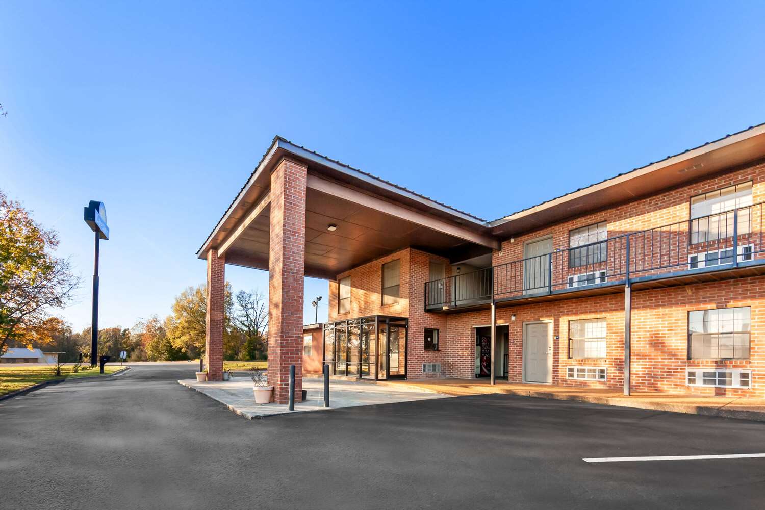 Days Inn By Wyndham Brownsville 22/23