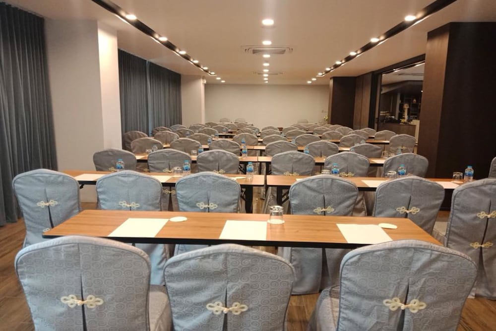 IWISH Hotel Bangkok 54/62