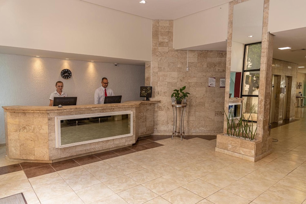 Hotel Doral Apucarana 4/38