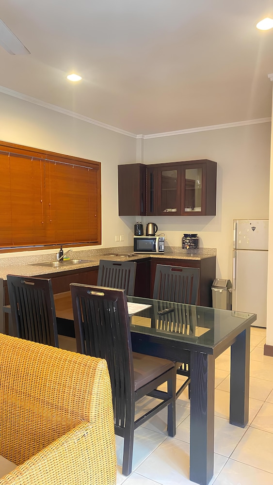 KUTA TOWNHOUSE APARTMENTS 40/47