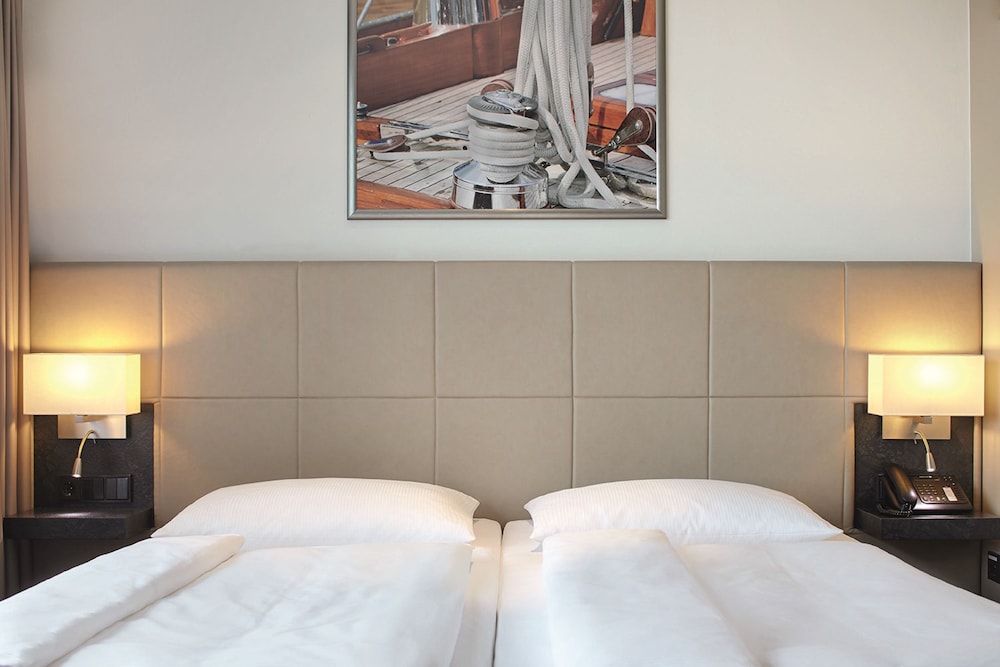 Hotel Hafen Hamburg 23/65