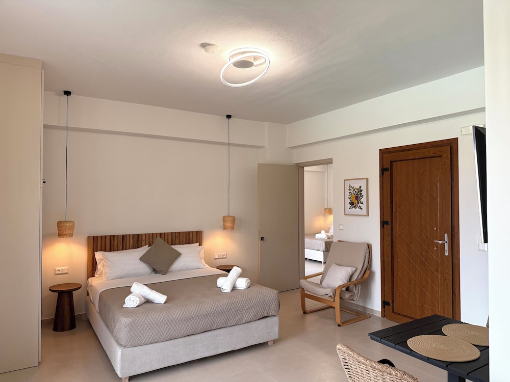 Almyra Apartments 15/88